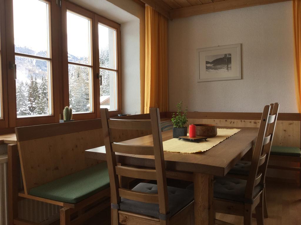 ナウダースTiefhofアパートメント 部屋 写真