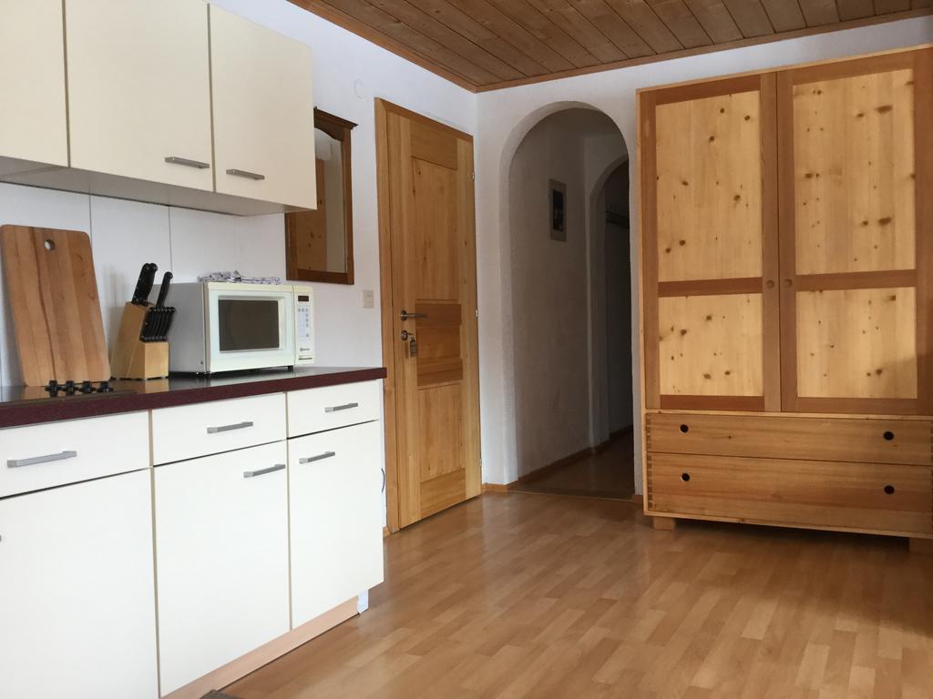 ナウダースTiefhofアパートメント 部屋 写真